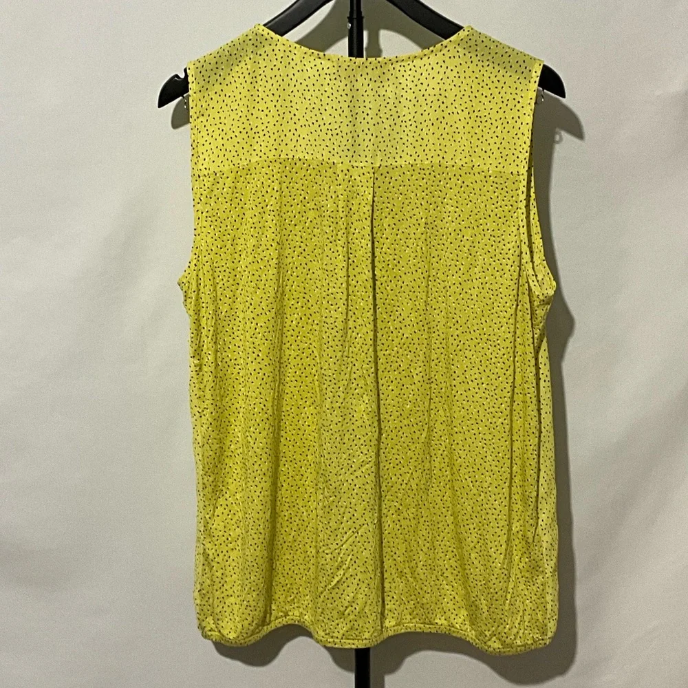 LOFT Yellow Polka Dot Sleeveless V-Neck Blouse - Size Large - Picture 5 of 8